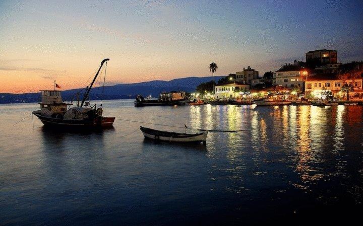 Ikont Hotel Gulluk Buitenkant foto